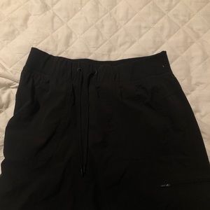 THIN ATHLETIC C9 JOGGERS